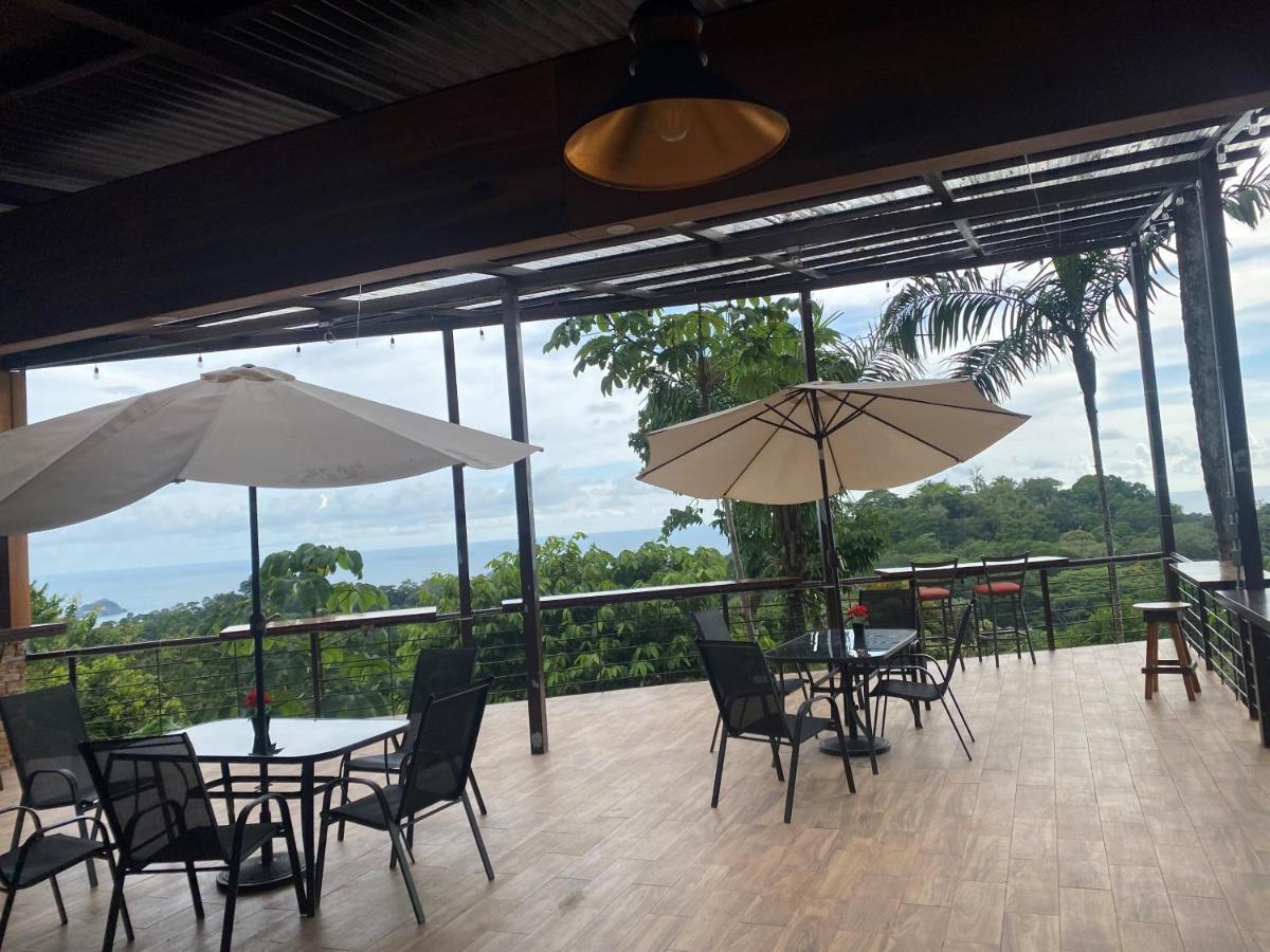 Mountain Top Park Hotel Quepos Exterior photo
